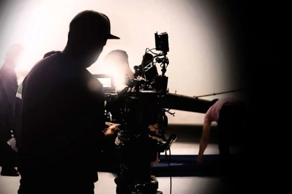 سرقت بزرگ همسر کارگردان مشهور ایرانی از طلافروشی