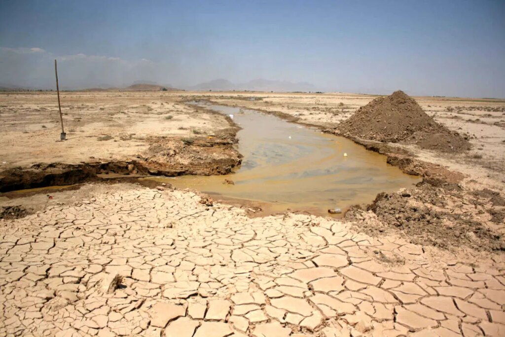معاون وزیر نیرو: بحران آب در آستانه یک نقطه بی بازگشت است