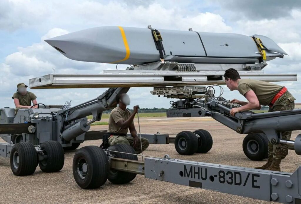 آمریکا از اروپا خواسته تا سال ۲۰۲۷ اکثریت ظرفیت‌های دفاع متعارف ناتو، از جمله اطلاعات، موشک‌ها و سایر حوزه‌ها را بر عهده بگیرد/ چنین جابه‌جایی‌ای به طور چشم‌گیری شیوه همکاری واشنگتن با مهم‌ترین شرکای نظامی خود را تغییر خواهد داد