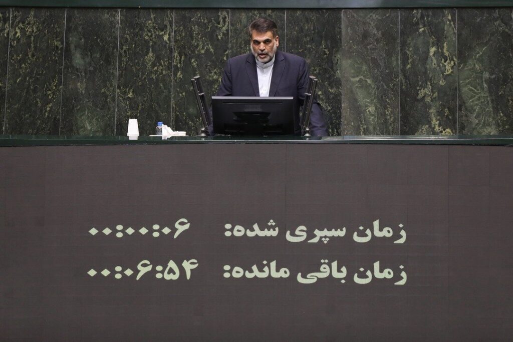 بودجه نیروهای مسلح با نظر ستاد کل تعیین و با مصوبه سران قوا کاهش پیدا کرد