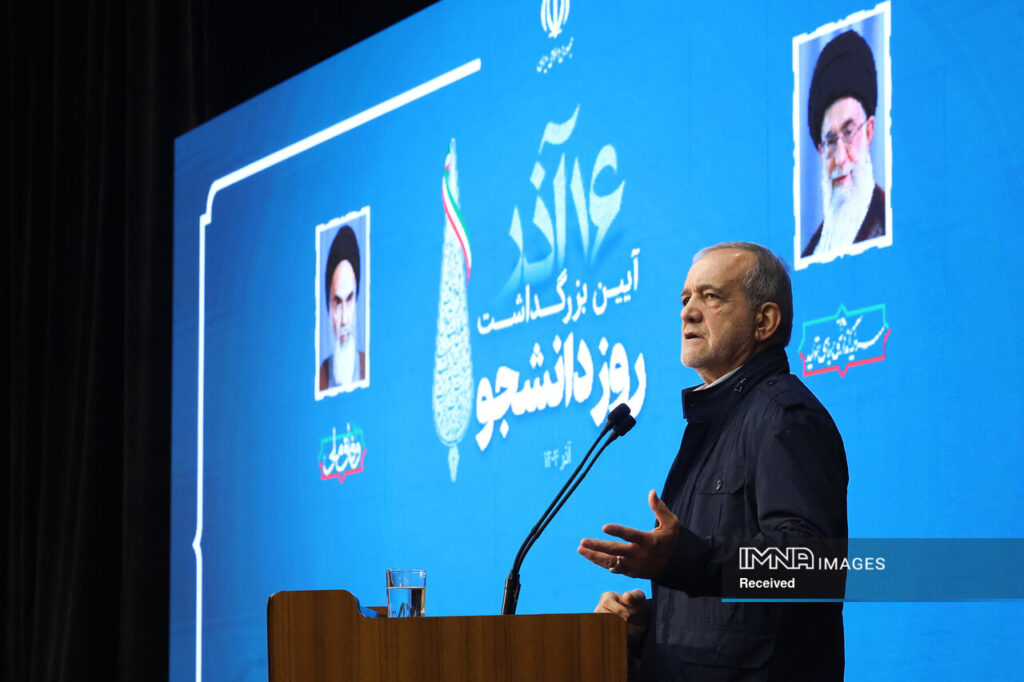 بنزین گران می‌شود؟ پاسخ پزشکیان به سوال دانشجویان + فیلم