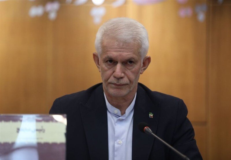 اسبقیان: تیم ملی فوتبال حمایت 100 درصدی دارد