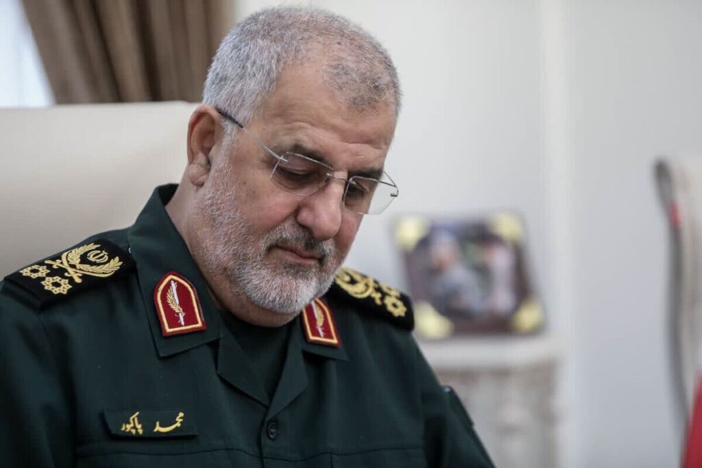 فرمانده کل سپاه درگذشت ابوی حجت الاسلام والمسلمین طائب را تسلیت گفت