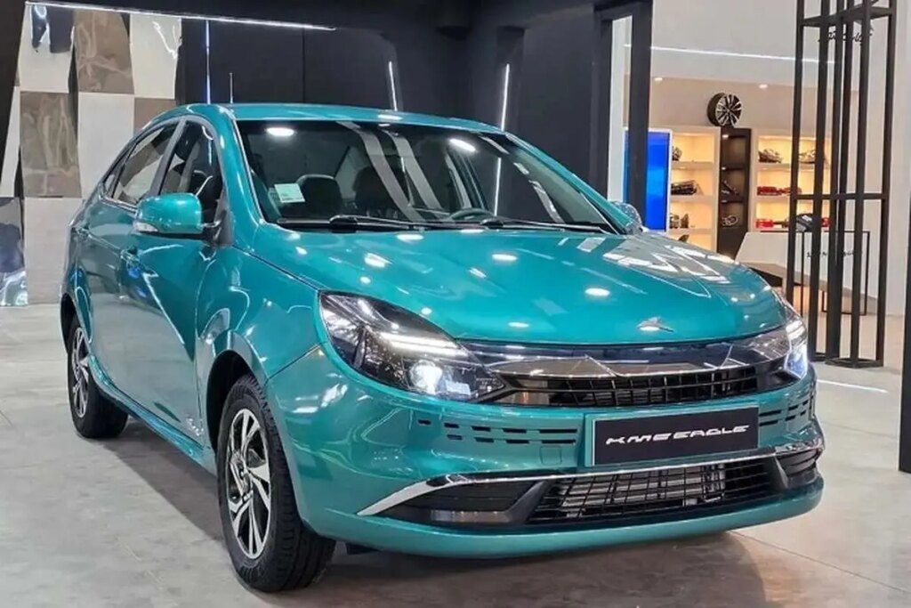 عقاب هیبرید; محصول جدید کرمان موتور یک قدم با بازار فاصله دارد