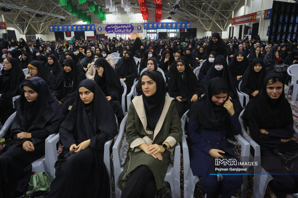 ۱۴ تشکل دانشجویی در مقابل پزشکیان نطق می‌کنند