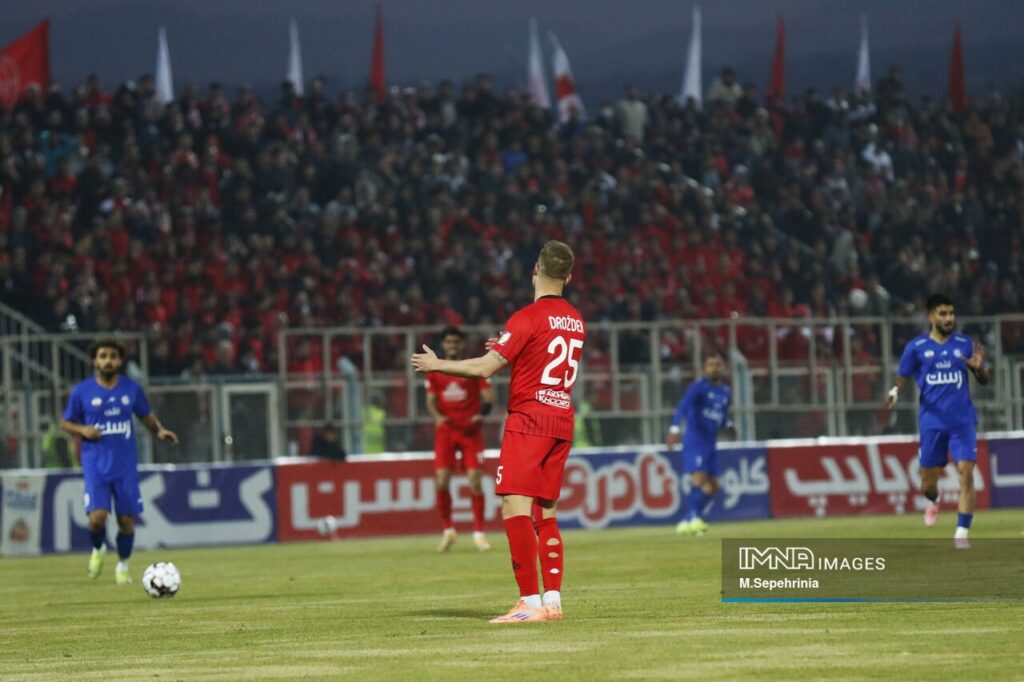 پخش زنده بازی تراکتور و ذوب آهن از تلویزیون + زمان پخش