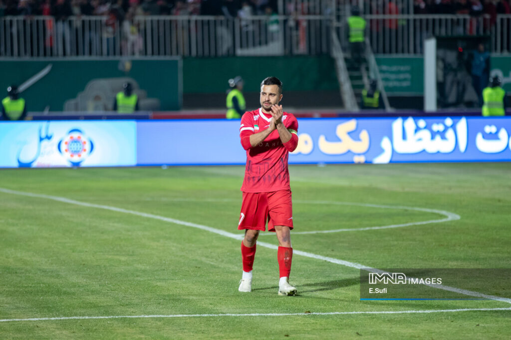 گزارش زنده؛ پیکان 0 _ پرسپولیس 0