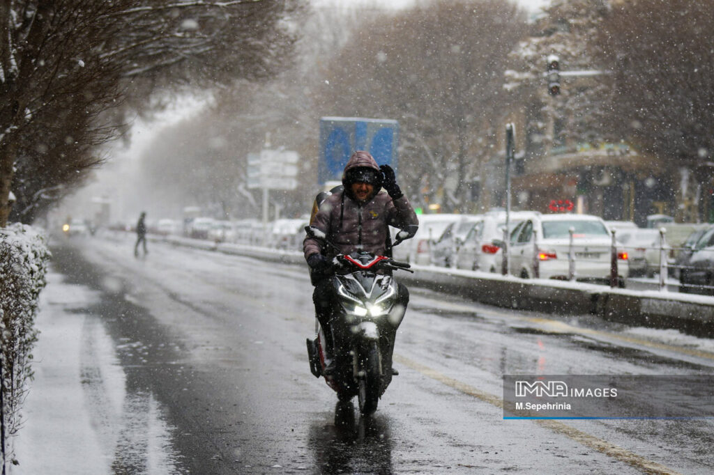 بارش باران تا کی و در کدام استان ها ادامه دارد؟ / پیش بینی بارش برف و باران طی آخر هفته