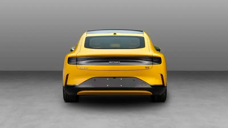 سدان هوشمند