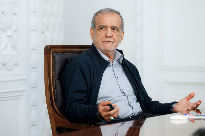 مردم نباید بی جهت محدود شوند