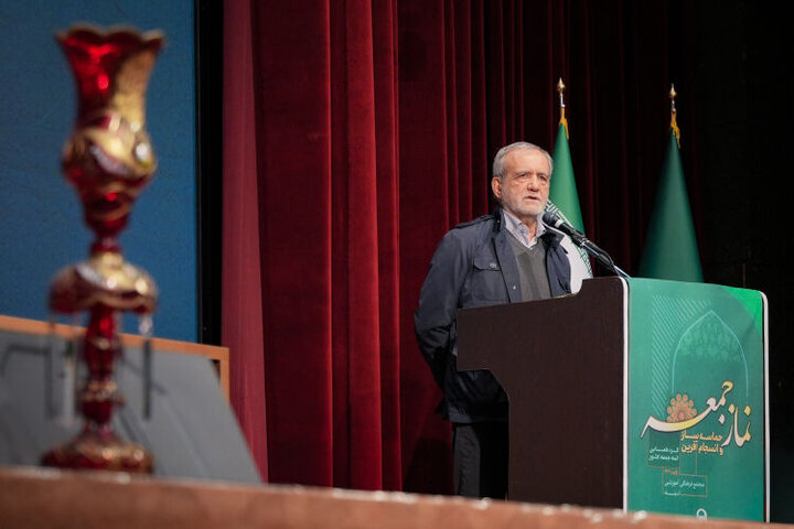 مقابله با راهبردهای دشمن نیازمند اتحاد، تعامل با همسایگان و اتکا به مردم است