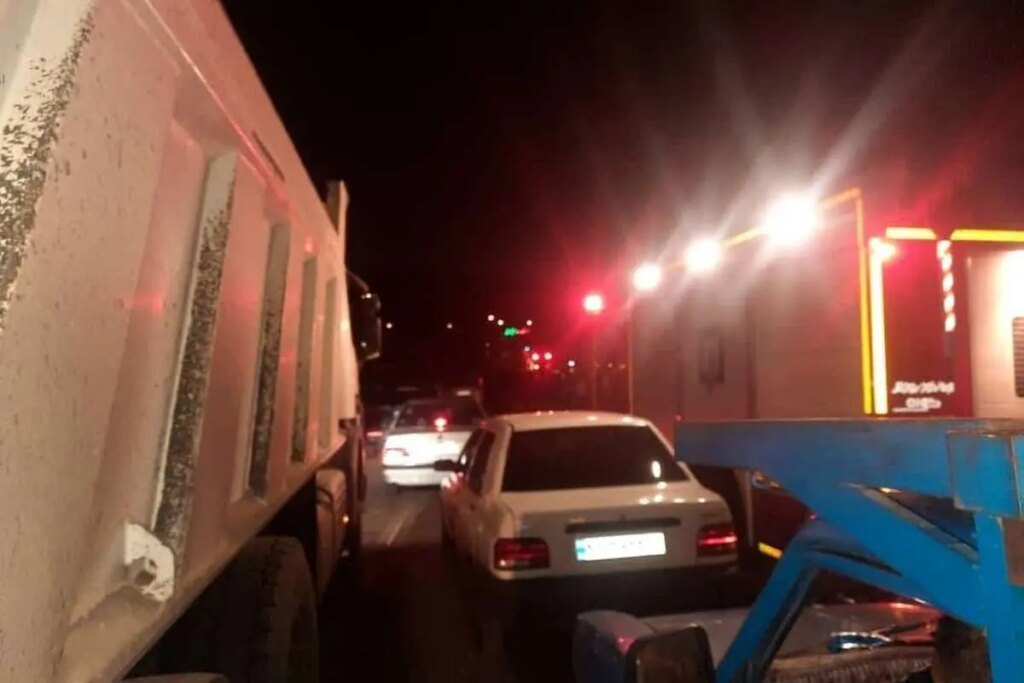 انحراف اتوبوس در محور کوار - شیراز 16 مصدوم بر جای گذاشت