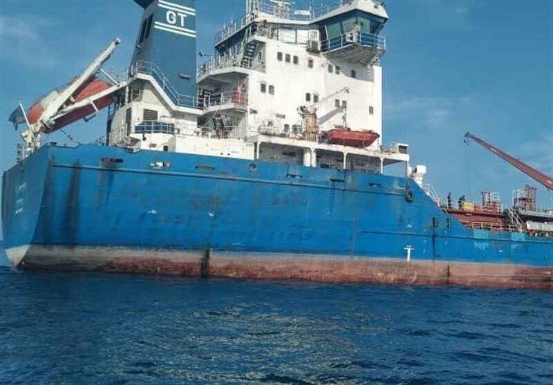 از توقیف نفتکش خارجی در دریای عمان تا افشای جدید گروه سایبری حنظله