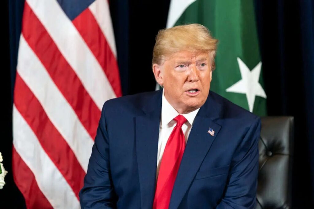 واکنش ترامپ به کشته شدن نیرو‌های نظامی آمریکایی در سوریه: سوگوار از دست دادن سه میهن‌پرست بزرگ آمریکایی هستیم/ این حمله داعش علیه ما و دمشق بود/ الجولانی به شدت خشمگین است؛ اقدام تلافی‌جویانه‌ای بسیار جدی در راه است