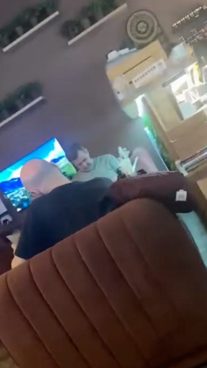 نیویورک تایمز از زندگی مجلل بشار اسد و خانواده اش در مسکو گزارش می دهد نیویورک تایمز از زندگی مجلل بشار اسد و خانواده اش در مسکو گزارش می دهد