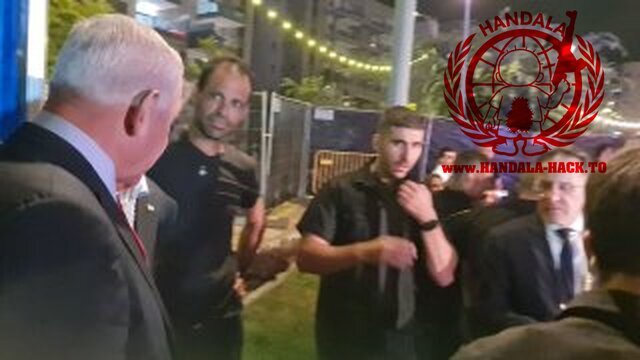 گروه هکر منتسب به ایران در واکنش به تکذیب دفتر نتانیاهو اطلاعات تماس رئیس دفتر نخست وزیری اسرائیل را منتشر کرد. گروه هکر منتسب به ایران در واکنش به تکذیب دفتر نتانیاهو اطلاعات تماس رئیس دفتر نخست وزیری اسرائیل را منتشر کرد.