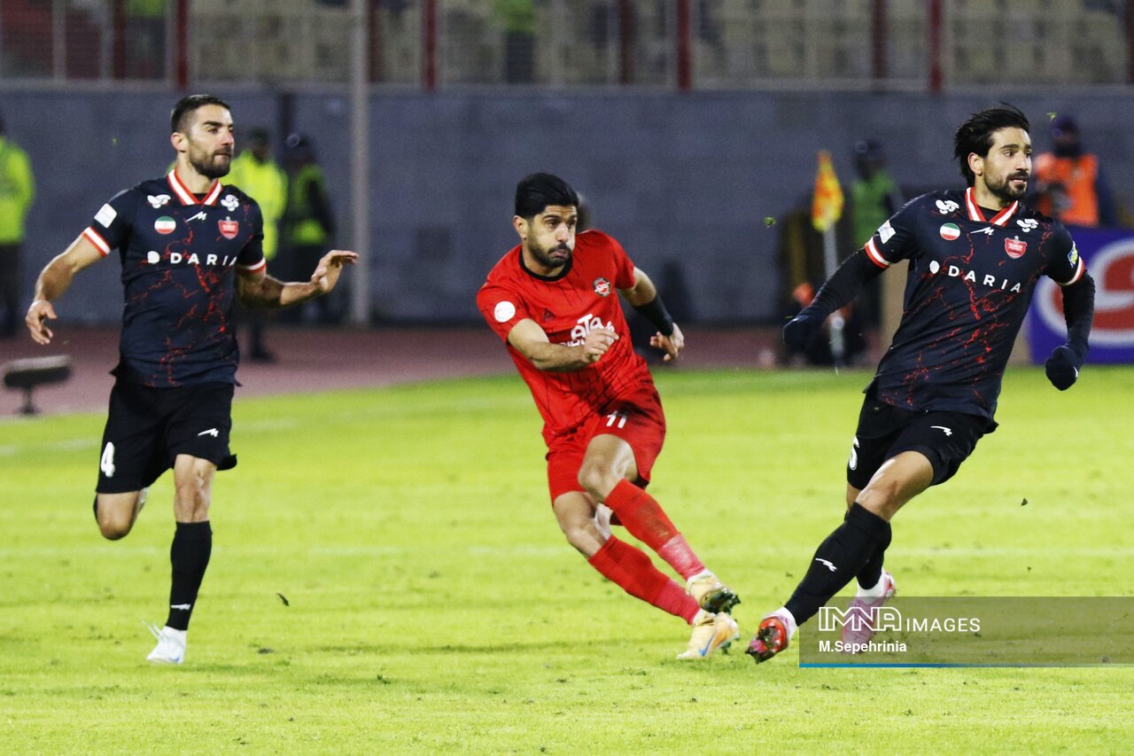 نیم فصل اول لیگ برتر؛ تعادل ظاهری و چالش های فنی پنهان