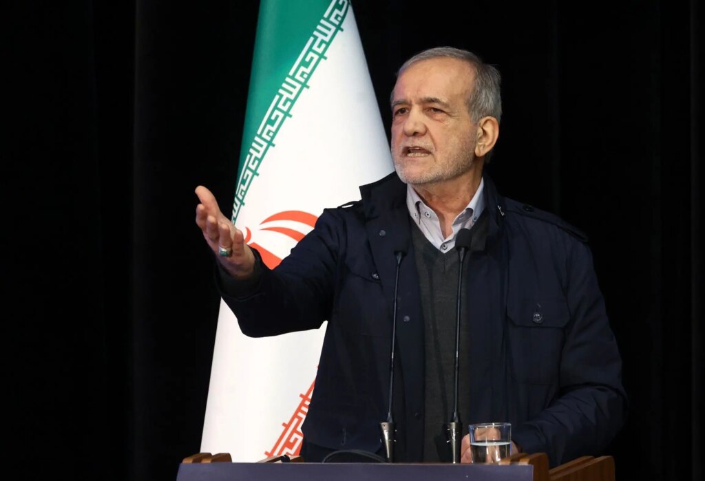 حرف‌های رئیس جمهور نه افقی را نشان می‌دهد نه مشکلی را حل می‌کند