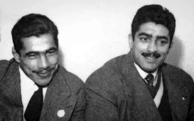 خودکشی کرد اما او را کشتند!