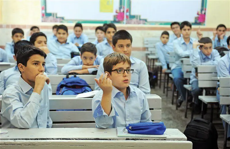 در زمان باقی‌مانده تصمیم‌های بزرگی برای نجات آموزش‌وپرورش بگیرید