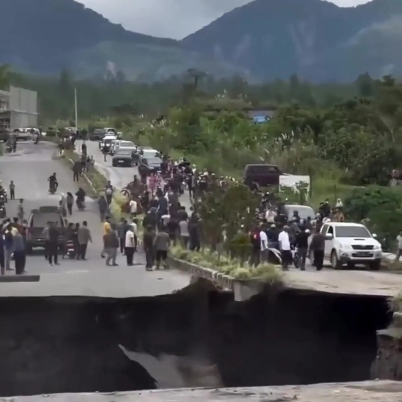 رانش وحشتناک زمین در اندونزی