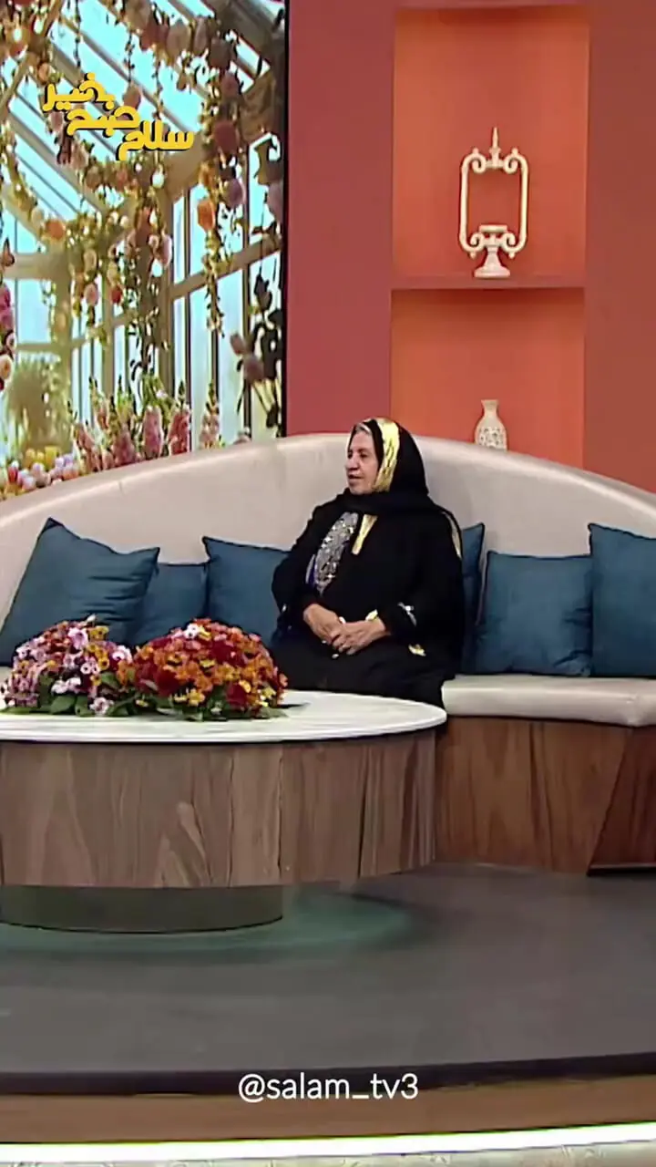 عصبانیت بازیگر خانه به دوش از سوال مجری روی آنتن زنده