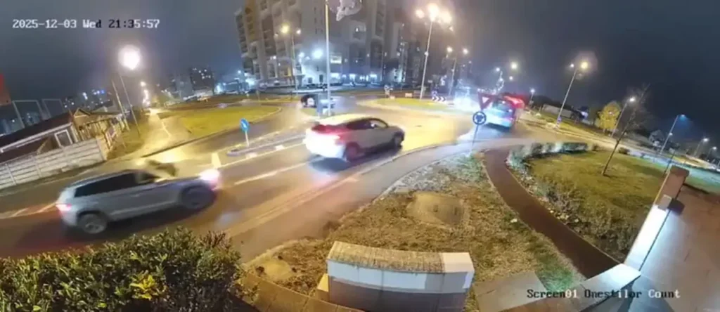 لحظه پروز یک خودرو در رومانی