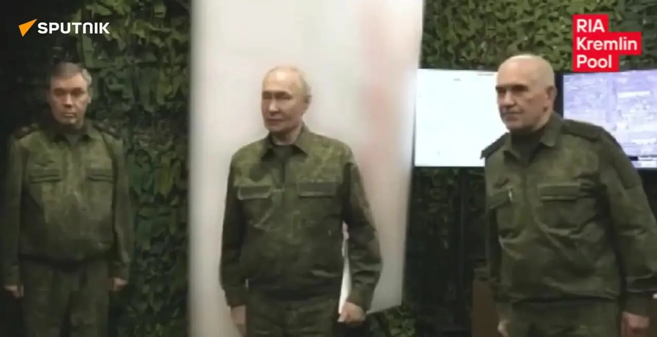 پوتین در اتاق جنگ خبر تصرف دو منطقه اوکراین را دریافت کرد