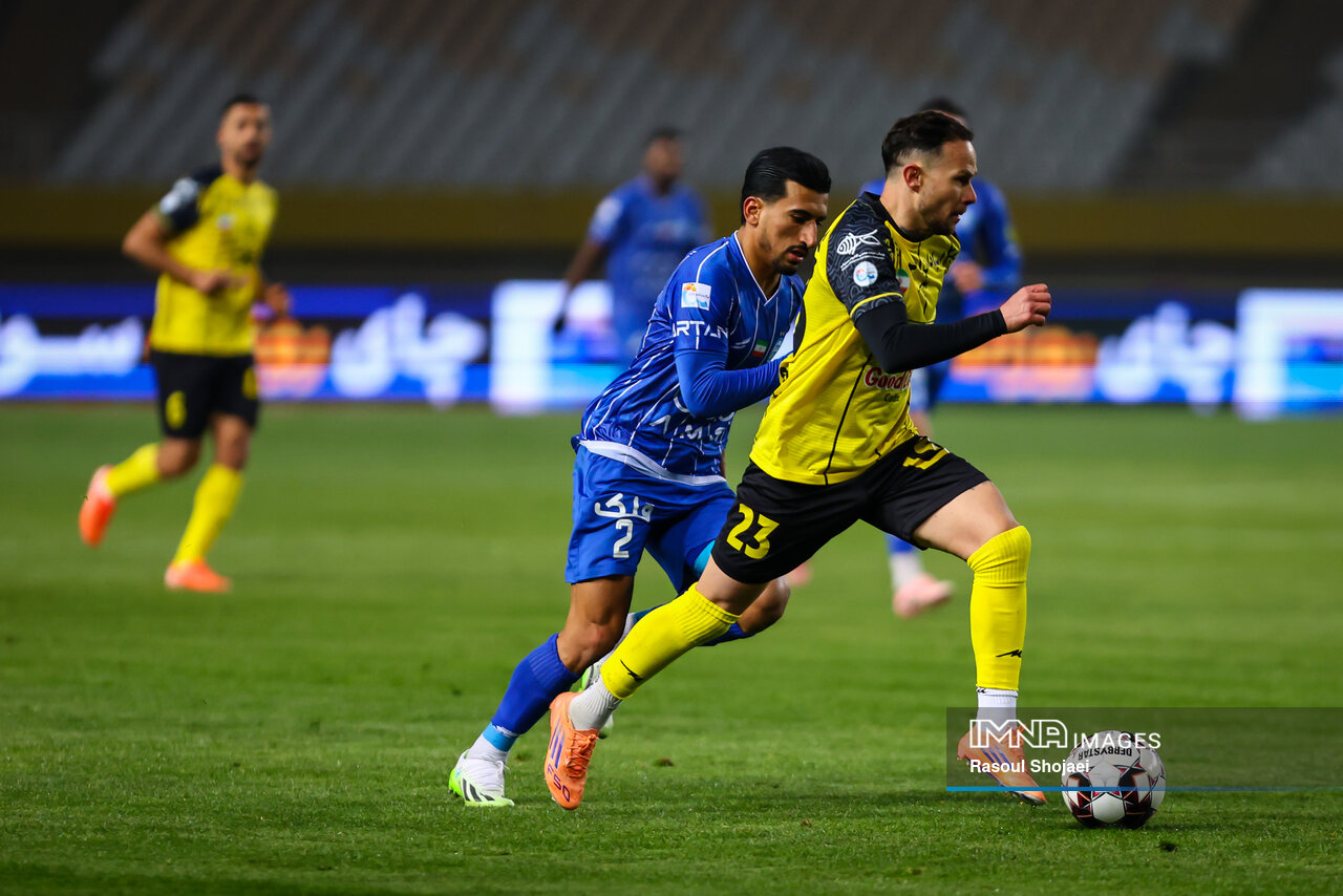 اختلاف فنی سپاهان و استقلال؛ تحلیلی از تقابل دو غول فوتبال ایران