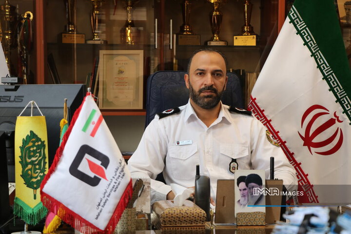 اعطای بالاترین درجه تحصیلی وزارت کشور به مدیرعامل سازمان آتش نشانی اصفهان