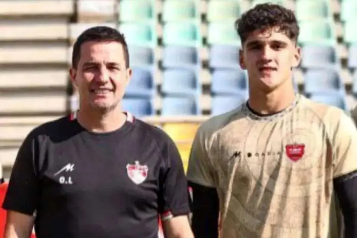 بازیکن پرسپولیس به شمس آذر پیوست