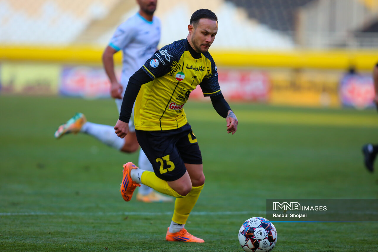 نگاهی به شرایط سپاهان; قهرمانی نیم فصل یا خواب زمستانی؟