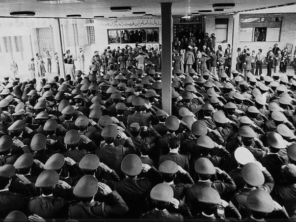 سلام در خیابان ایران؛ روزی که آسمان به انقلاب پیوست