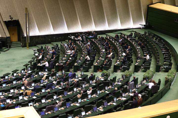 تذکر نمایندگان درباره مذاکرات دولت و آمریکا