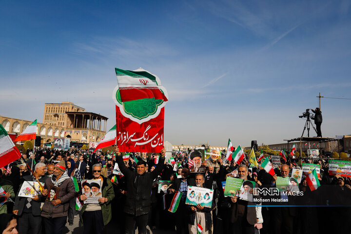 تاکید قطعنامه 22 بهمن بر ادامه راه تمدنی انقلاب اسلامی