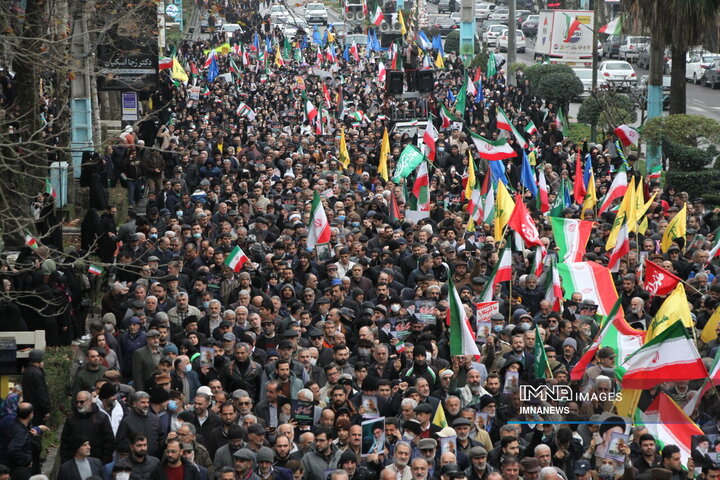 ما به شدت به تهدیدات دشمن پاسخ می دهیم