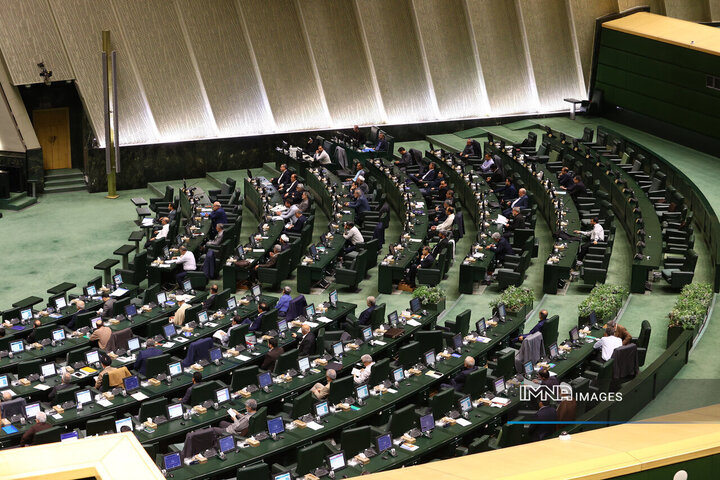 مجلس نرخ رجیستری تلفن همراه را در بودجه 1405 تعیین کرد