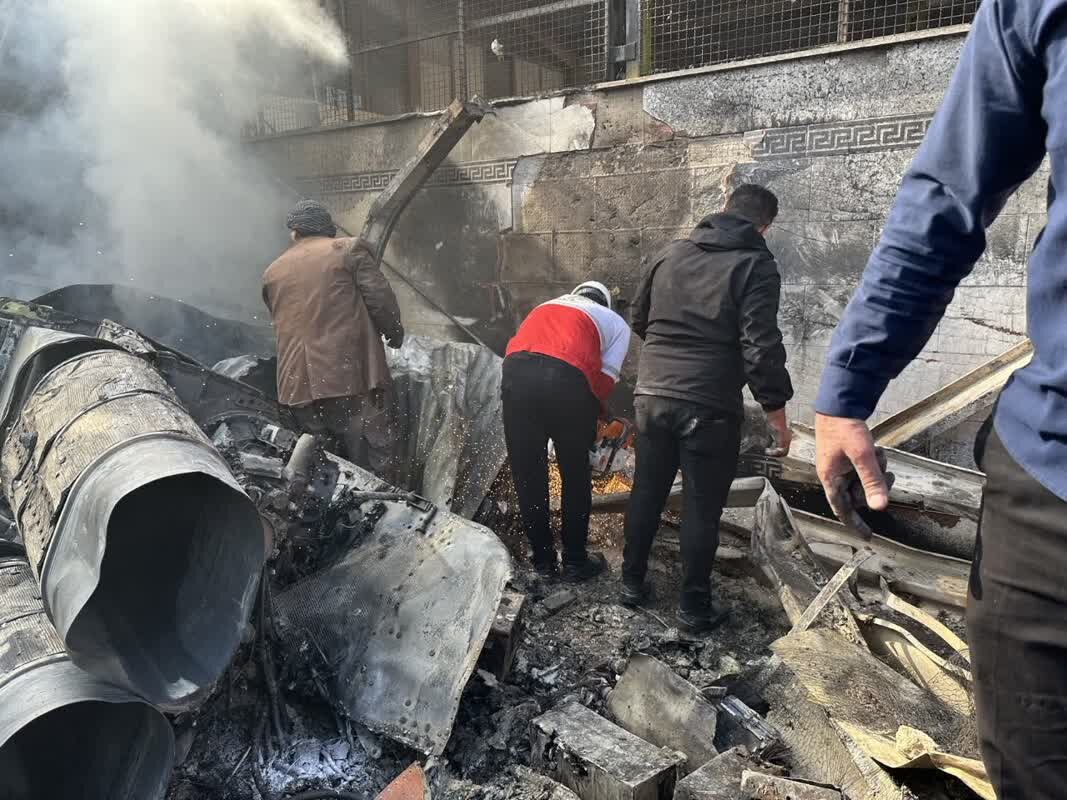 جدیدترین و جدیدترین تصاویر و فیلم های مربوط به سقوط بالگرد در درچه اصفهان + آخرین وضعیت این حادثه