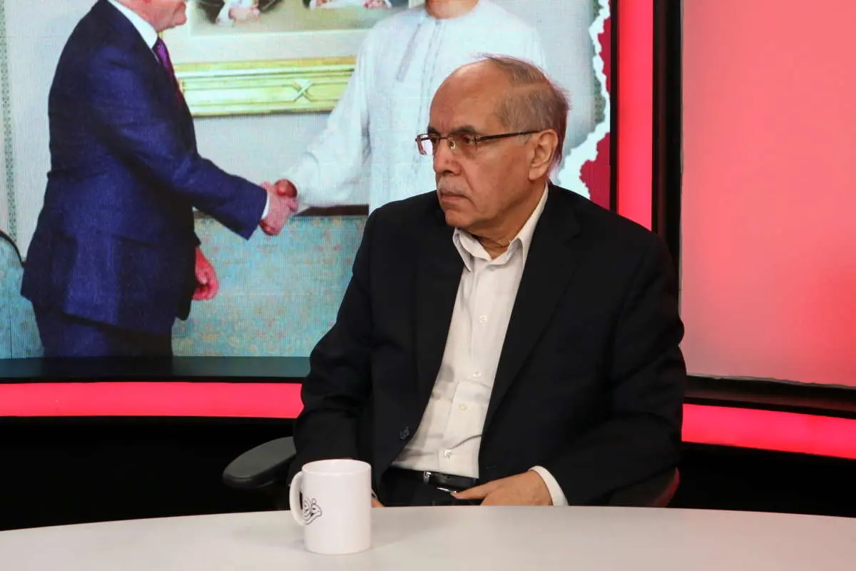 آیا ایران به سمت چین حرکت می کند یا شوروی؟