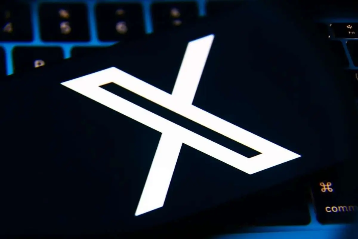 حذف تیک آبی مقامات ایرانی در کانال ایکس