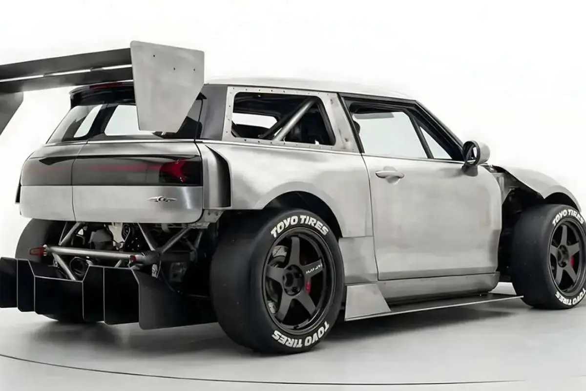 طراحی عجیب Mini Clubman RZB; آهنی ترین کوره این روزها!