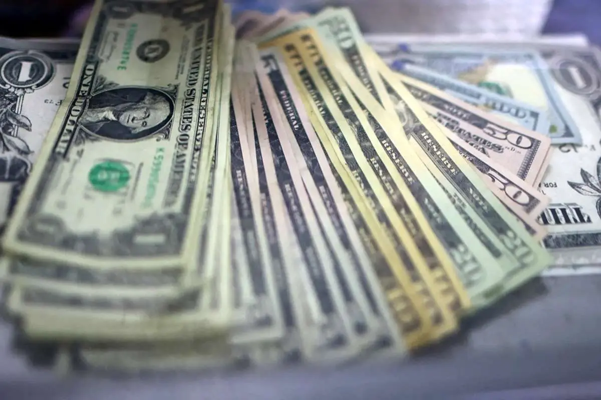 قیمت دلار امروز دوشنبه 23 بهمن 1404