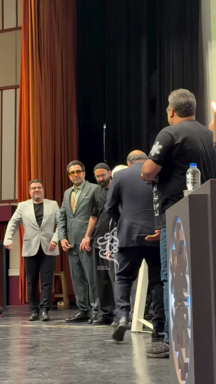 رونمایی از عکس دیده نشده حمید هیراد با حضور پدر و مادرش