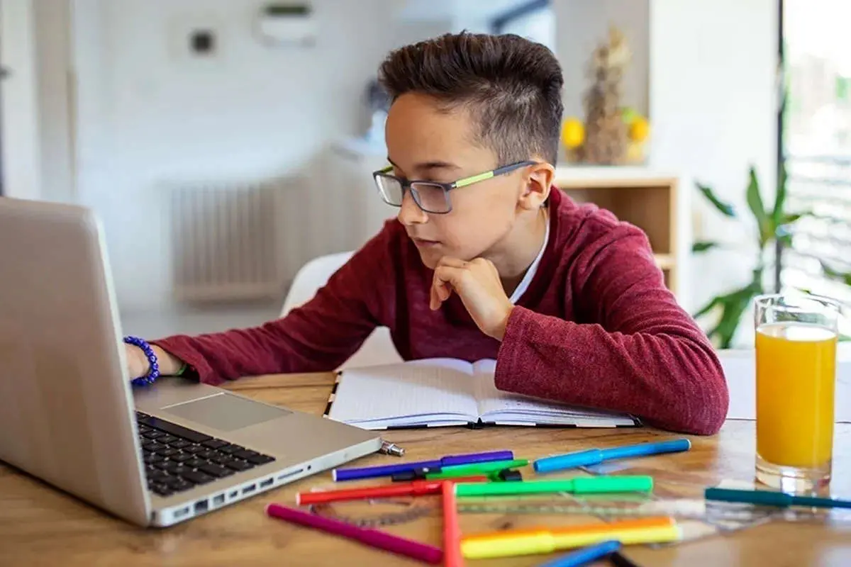 ساعات کلاس درس دانش آموزان در 