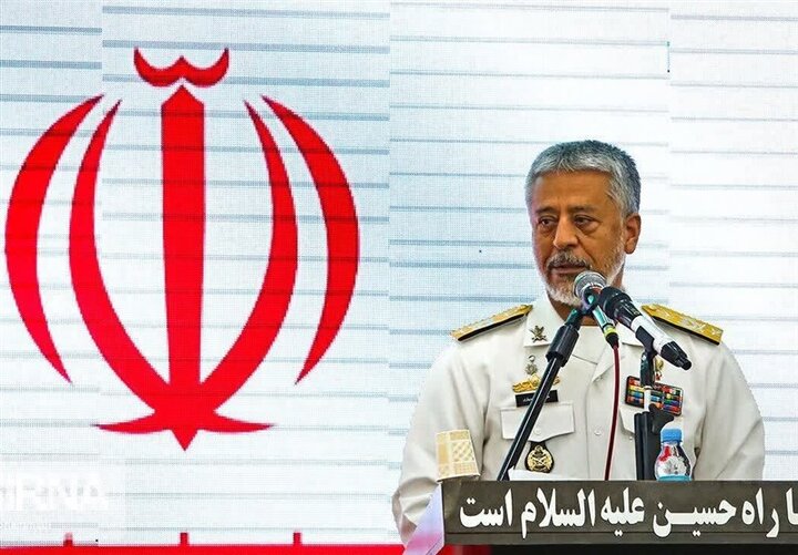 دریادار سیاری: هرگز به سمت تولید سلاح های کشتار جمعی نمی رویم/قدرت ما در تنگه هرمز است