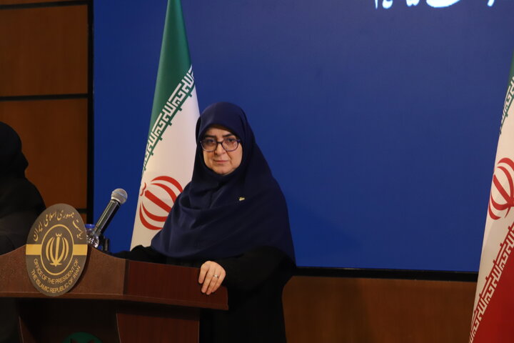 میدان و دیپلماسی در کنار هم از ایران دفاع می کنند