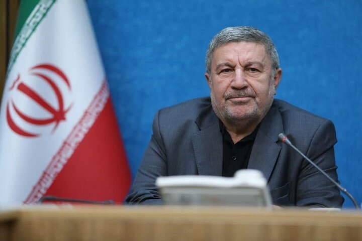 حضرتی: در فرهنگ و هویت ایران نشانی از تسلیم نیست