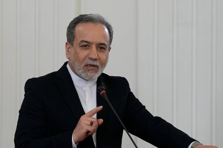 عراقچی: ما به هر گونه تهدید علیه مردم و رهبری فورا پاسخ می دهیم
