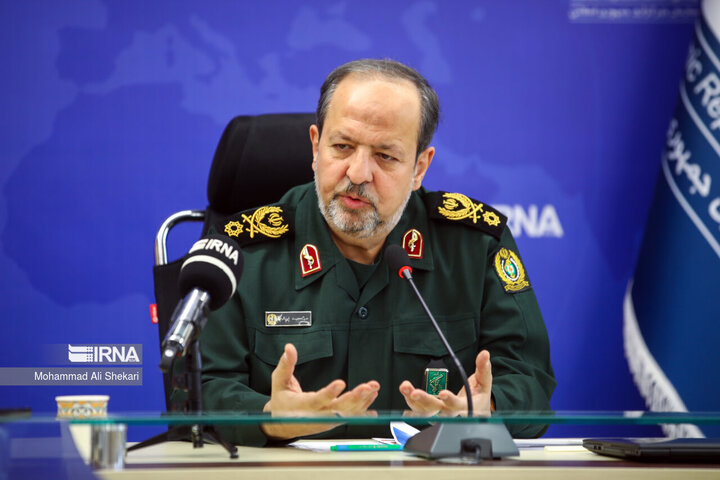 قدرت موشکی و پهپادی ایران غیرقابل مذاکره است