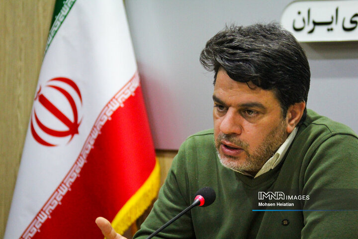 هشدار یزدیان درباره قرارداد ۶ میلیارد دلاری خرید نهاده های دامی